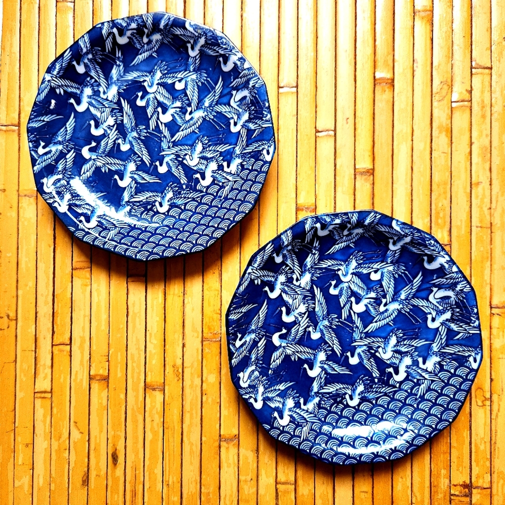 Vintage pair of 8" blue and white crane plates